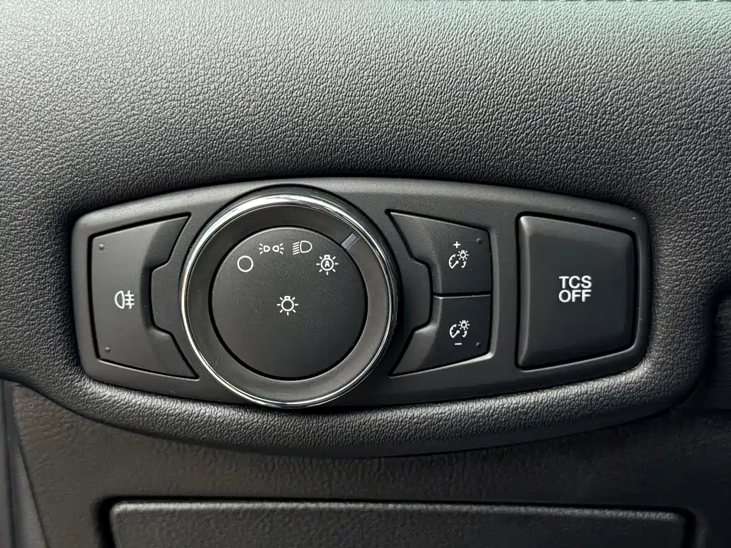 Ford Edge — миниатюра 18