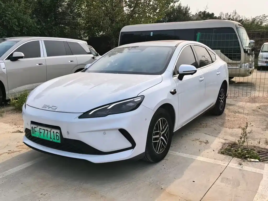 BYD Seal 05 DM-i — миниатюра 2