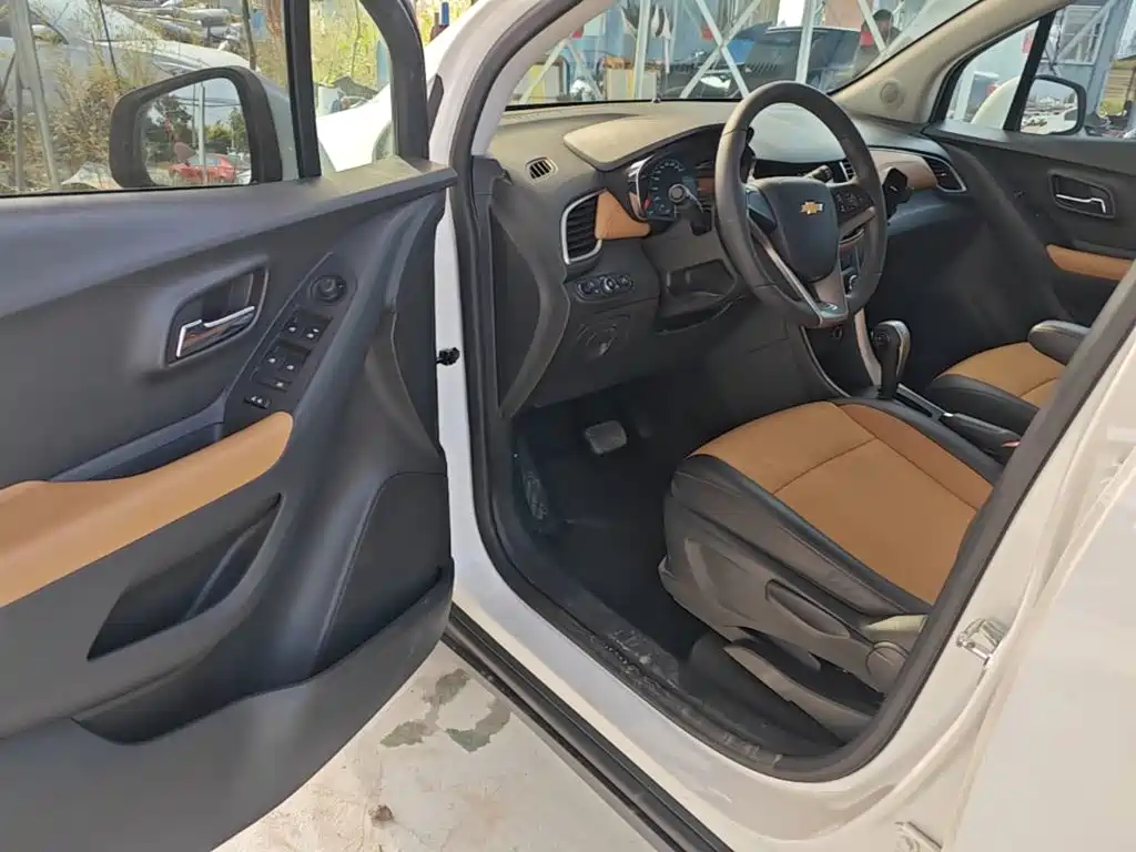 Chevrolet Trax — миниатюра 16