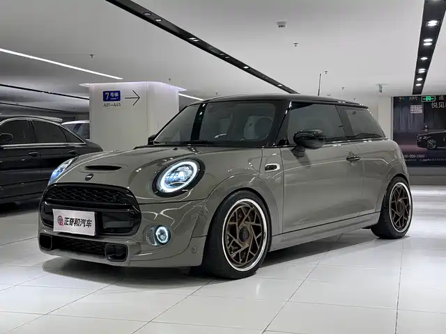 MINI 