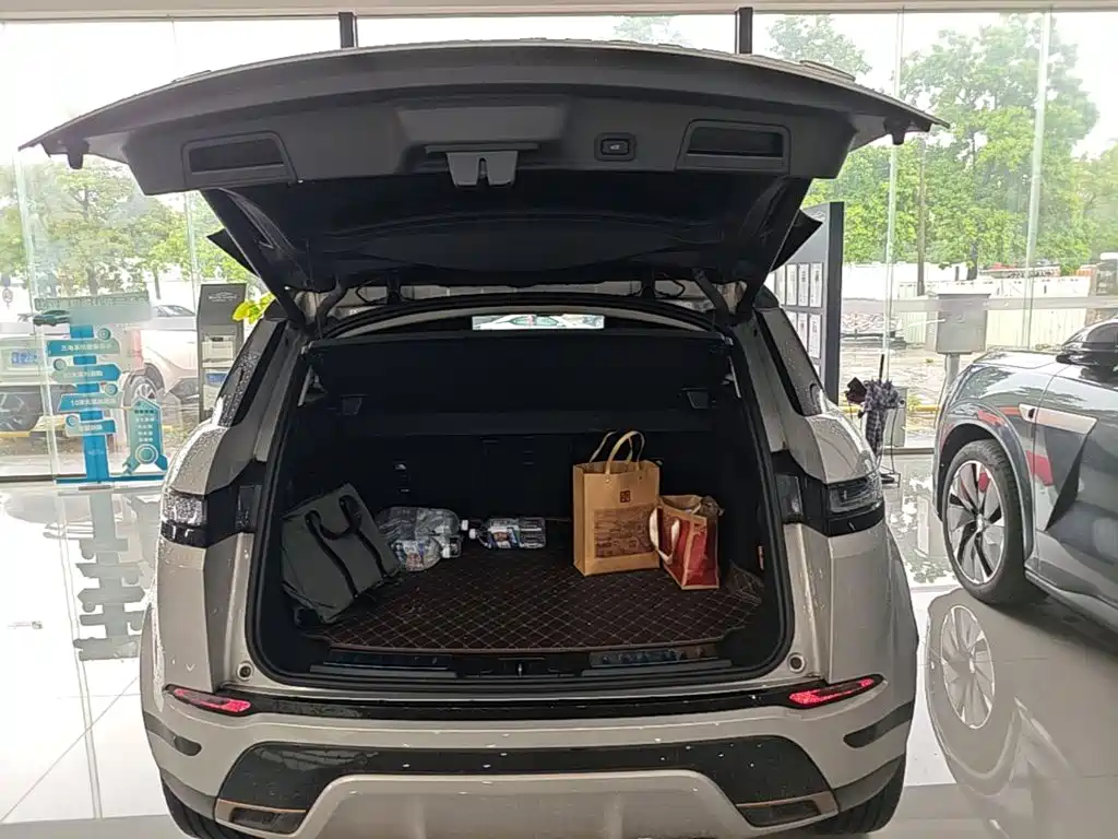 Land Rover Evoque — миниатюра 19