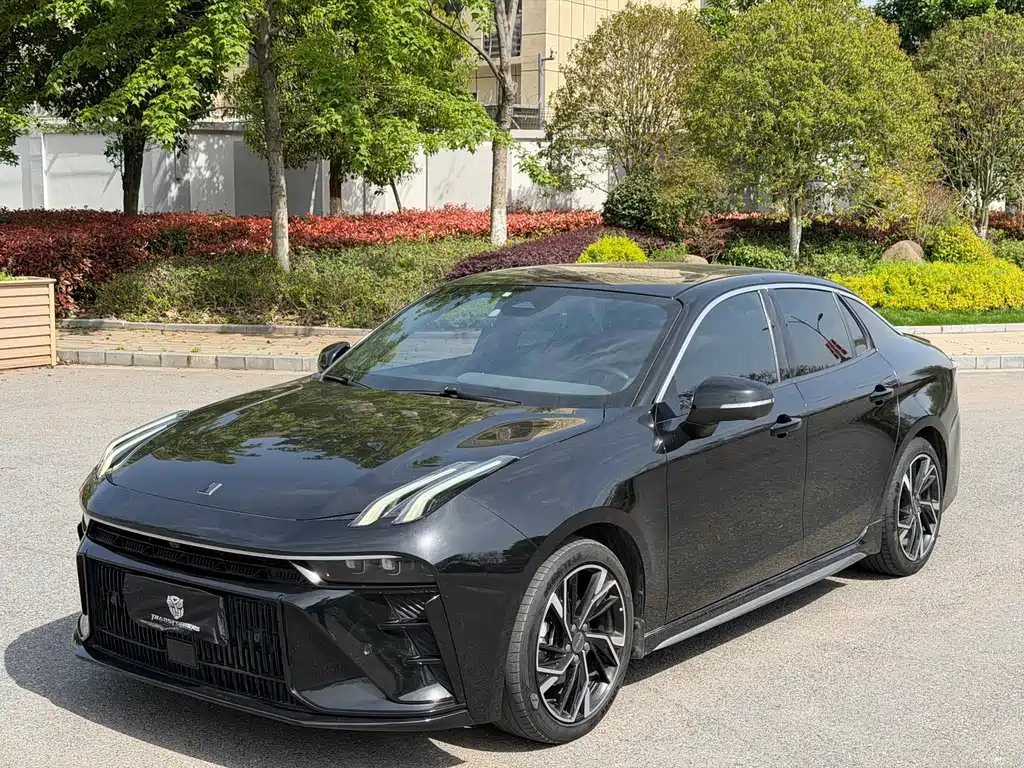 Lynk & Co 03 2023