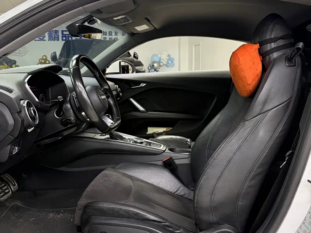 Audi TT — миниатюра 4