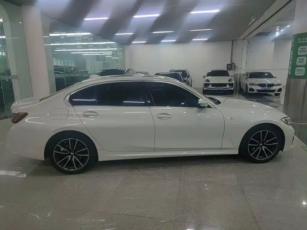 BMW 3 Series — миниатюра 26