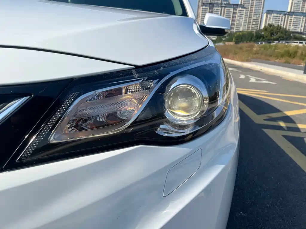 Chevrolet Malibu — миниатюра 9