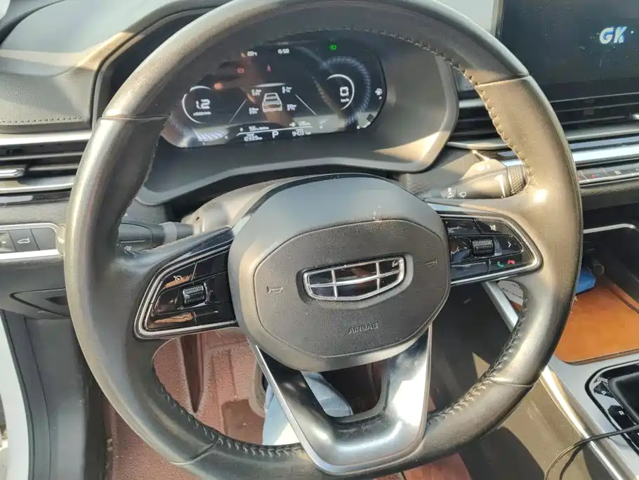 Geely Emgrand — миниатюра 15
