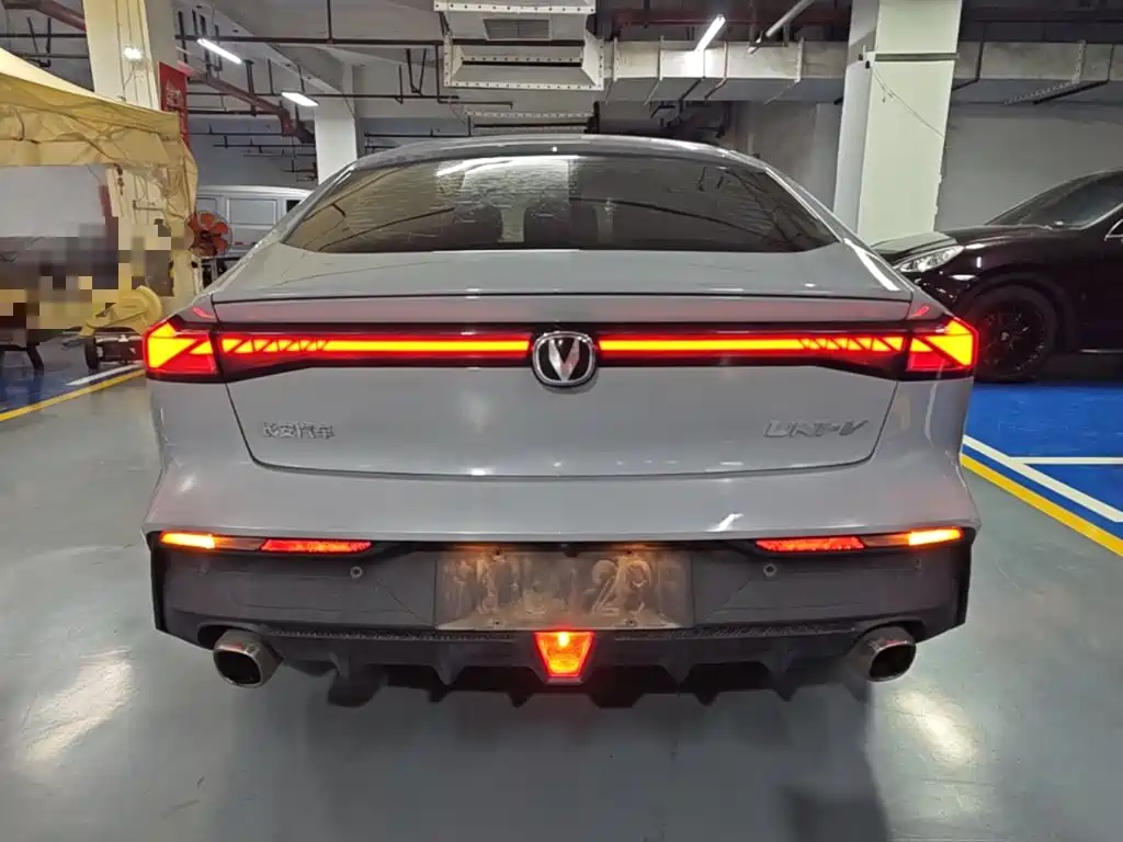 Changan UNI-V — миниатюра 6