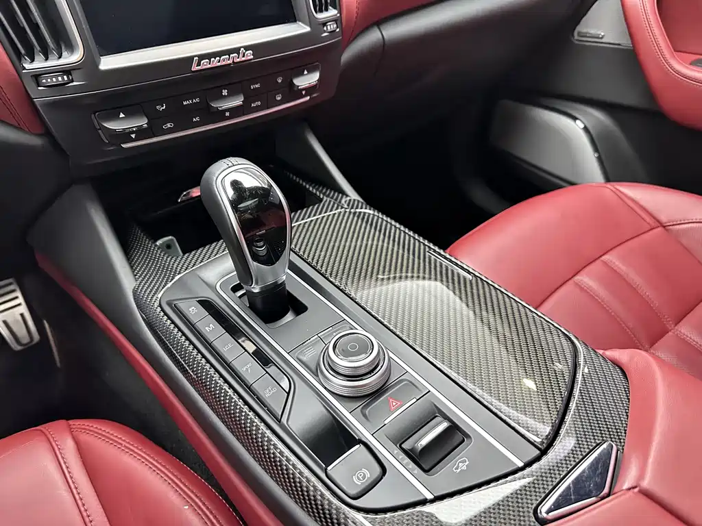Maserati Levante — миниатюра 7