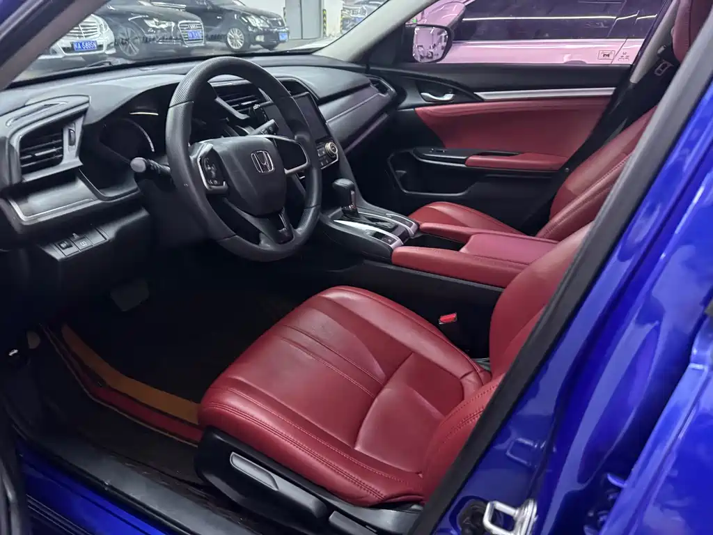 Honda Civic — миниатюра 4
