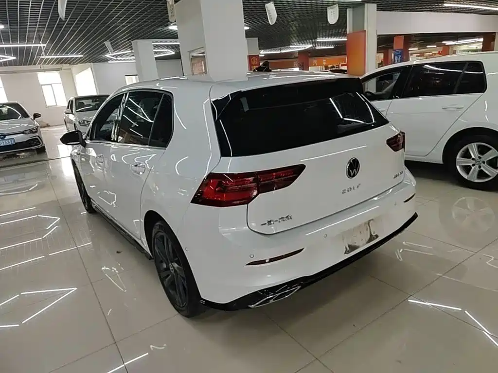 Volkswagen Golf — миниатюра 5