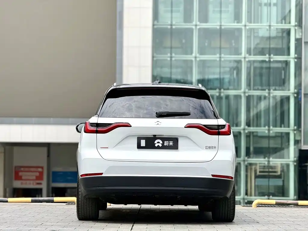 NIO ES8 — миниатюра 8