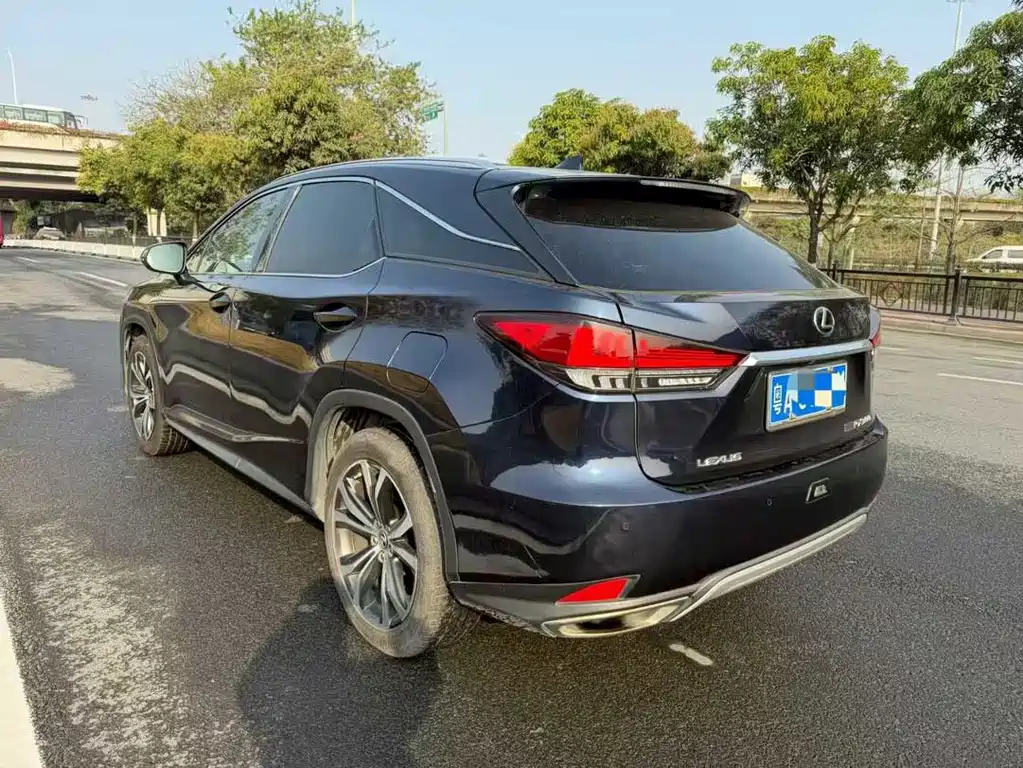 Lexus RX — миниатюра 5