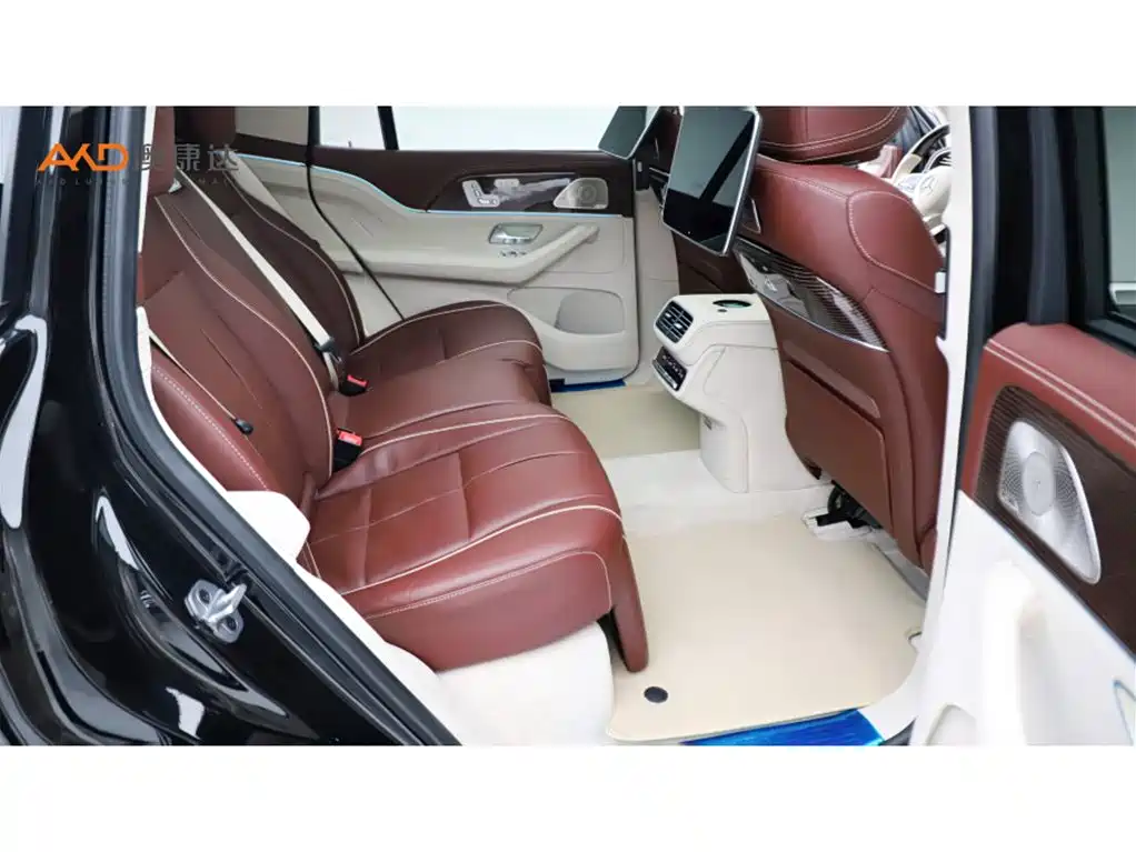 Mercedes-Benz GLS — миниатюра 8