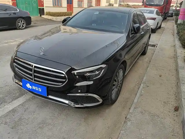MERCEDES BENZ E CLASS