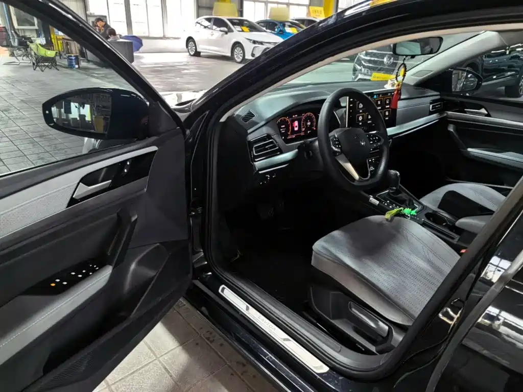 Volkswagen Lavida — миниатюра 16