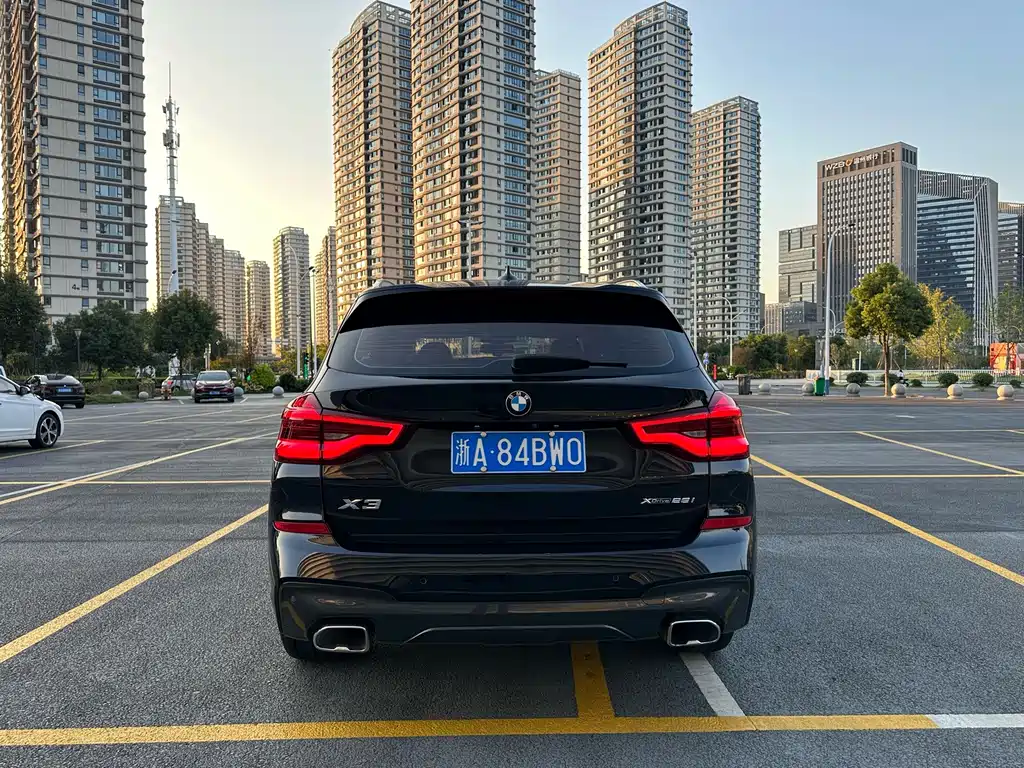 BMW X3 — миниатюра 13