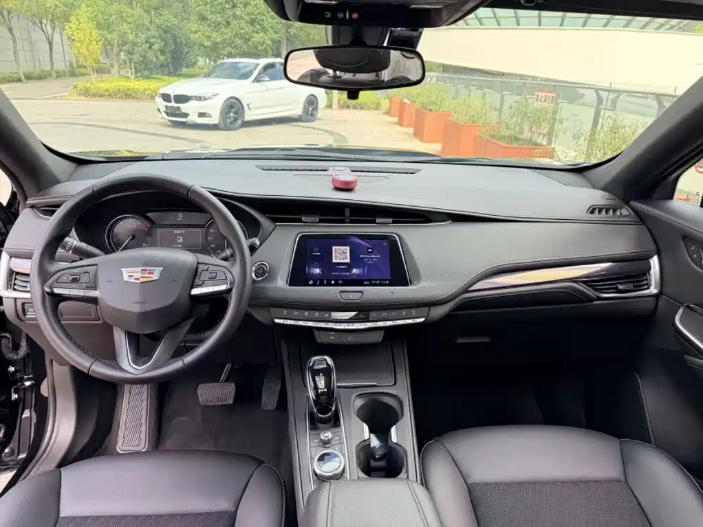 Cadillac XT4 — миниатюра 14