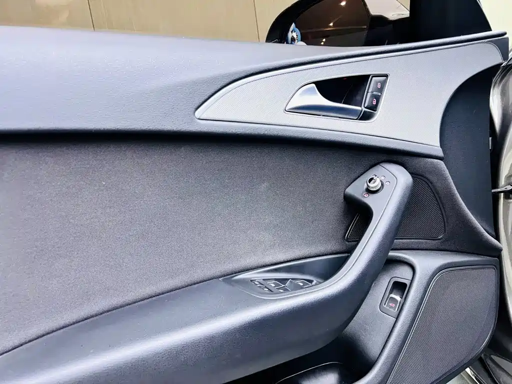 Audi A6L — миниатюра 11