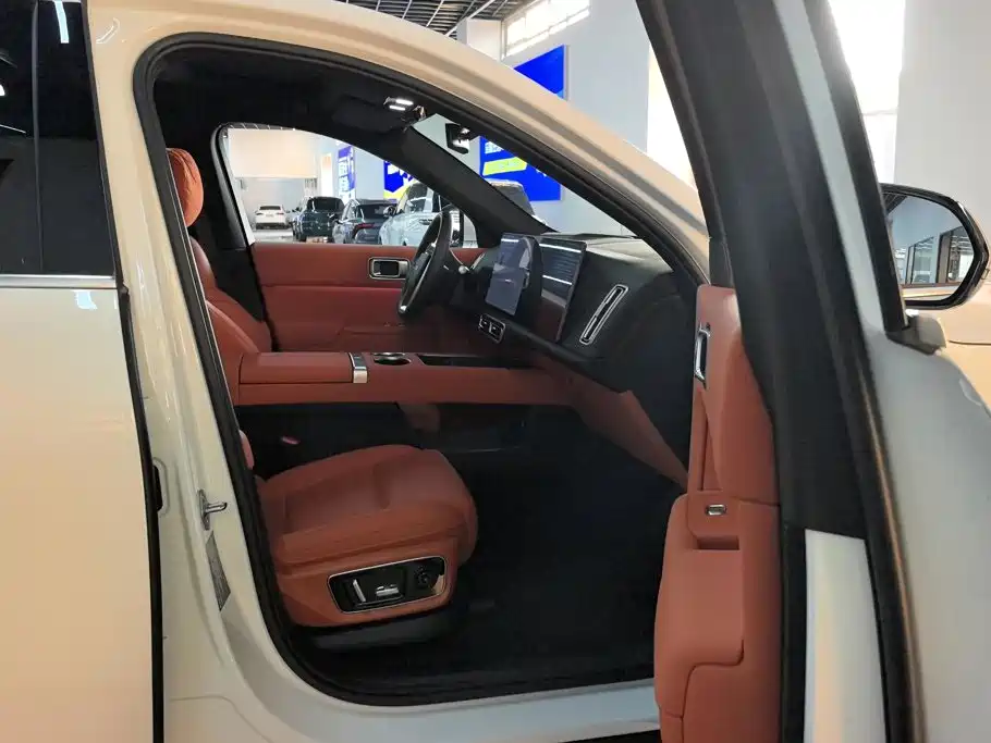 Li Auto Li L7 — миниатюра 8