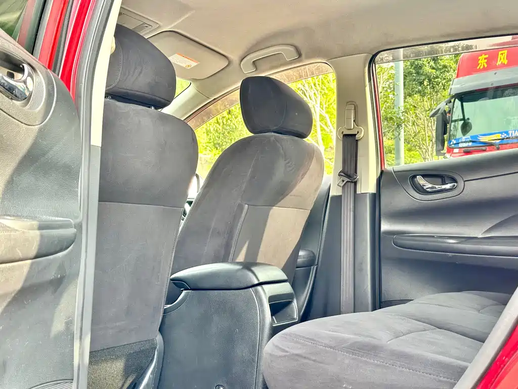 Nissan Tiida 1.6L CVT Luxury Type, фото 28