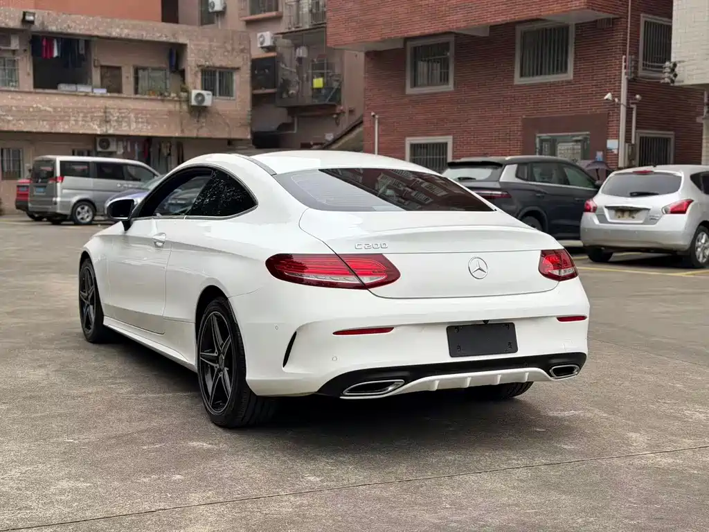 Mercedes-Benz C-Class (Import) — миниатюра 13