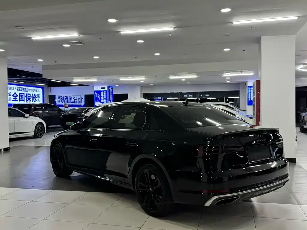 Audi A4L 2019 45 TFSI quattro Sport VI