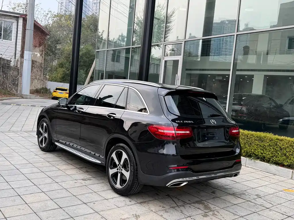 Mercedes-Benz GLC — миниатюра 12