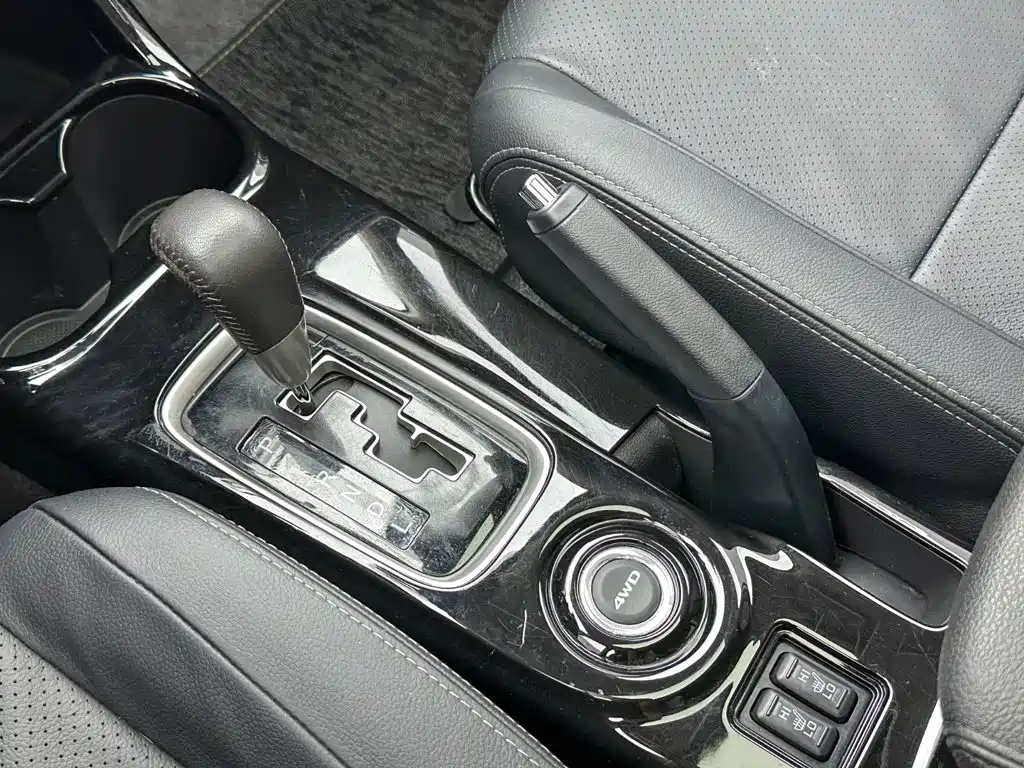 Mitsubishi Outlander — миниатюра 18
