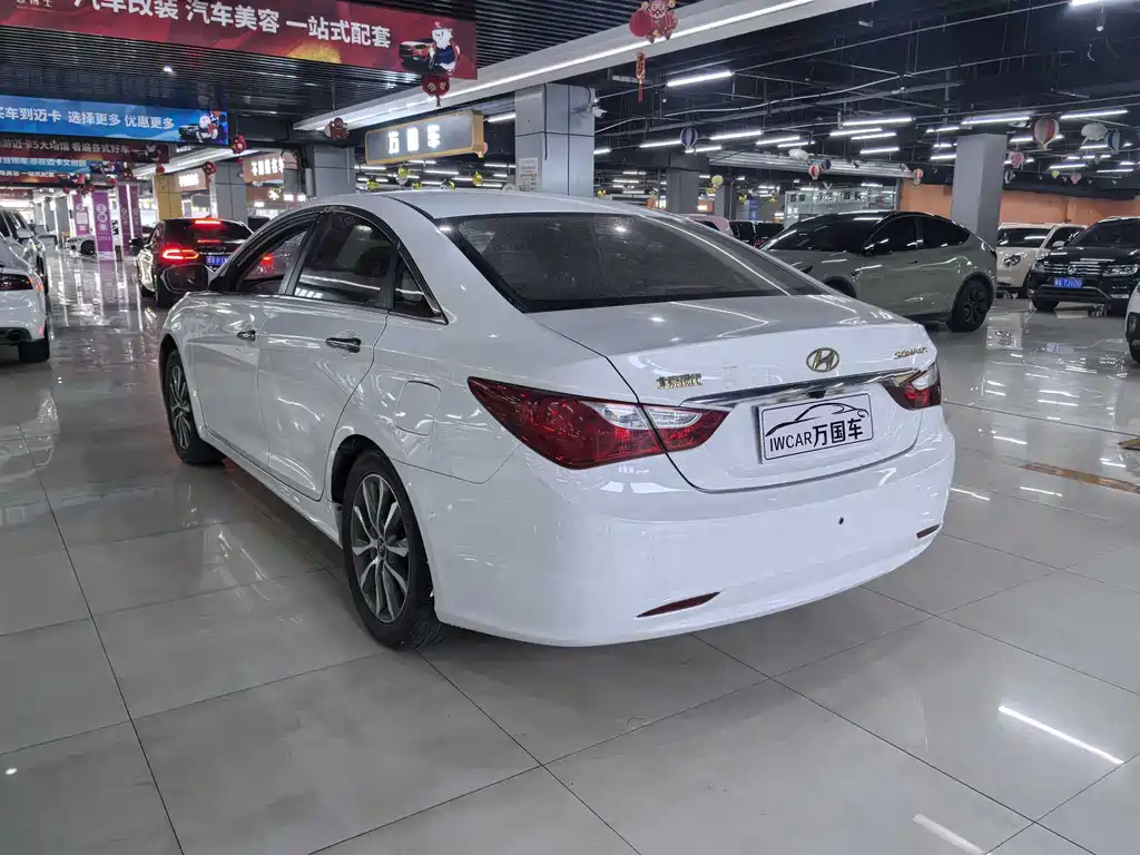 Hyundai Sonata — миниатюра 8