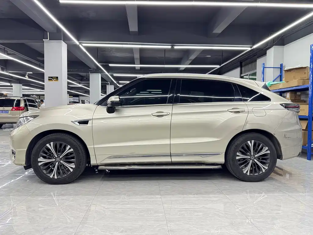 Honda UR-V — миниатюра 6