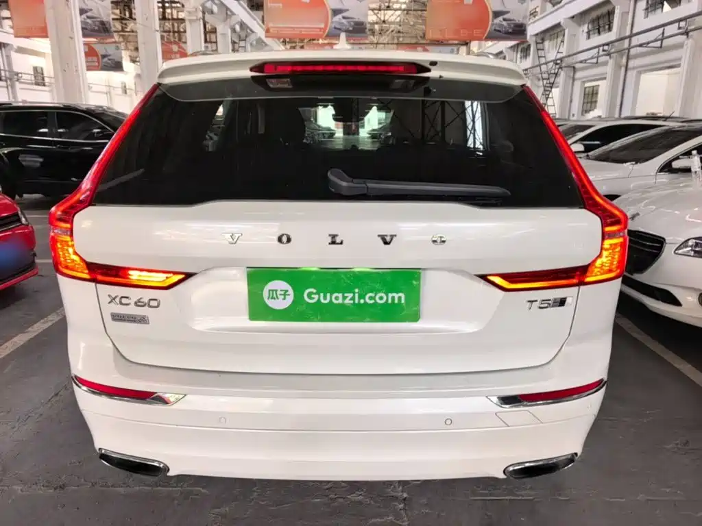 Volvo XC60 — миниатюра 6