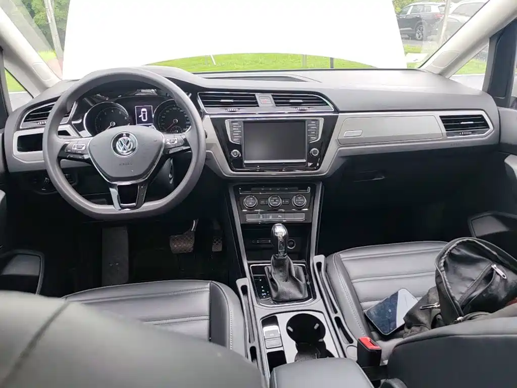 Volkswagen Touran — миниатюра 14