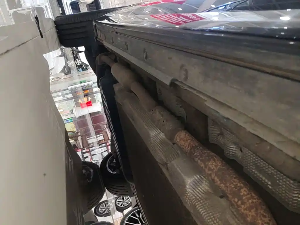Li Auto Li L8 — миниатюра 21