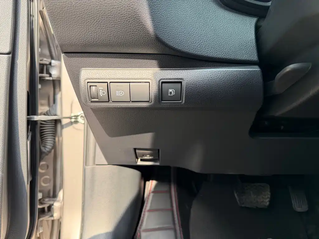 Toyota Corolla — миниатюра 18