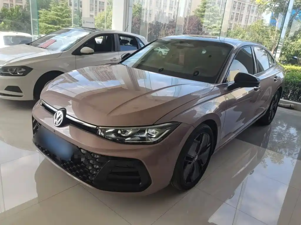 Volkswagen Passat 2025 Pro 380TSI