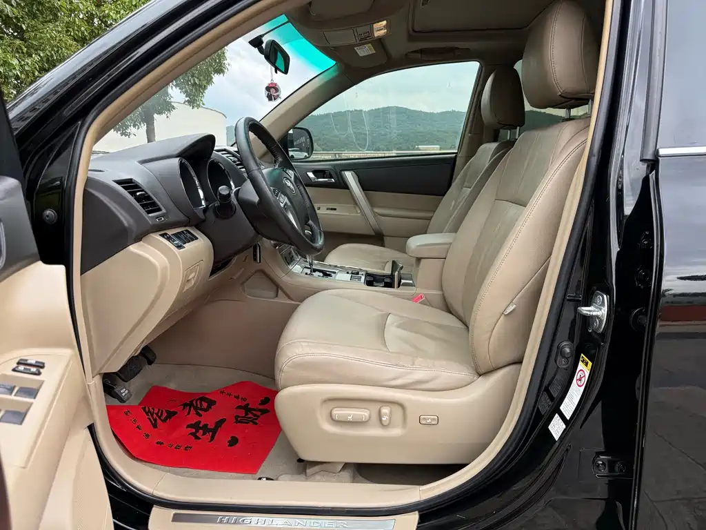 Toyota Highlander — миниатюра 4