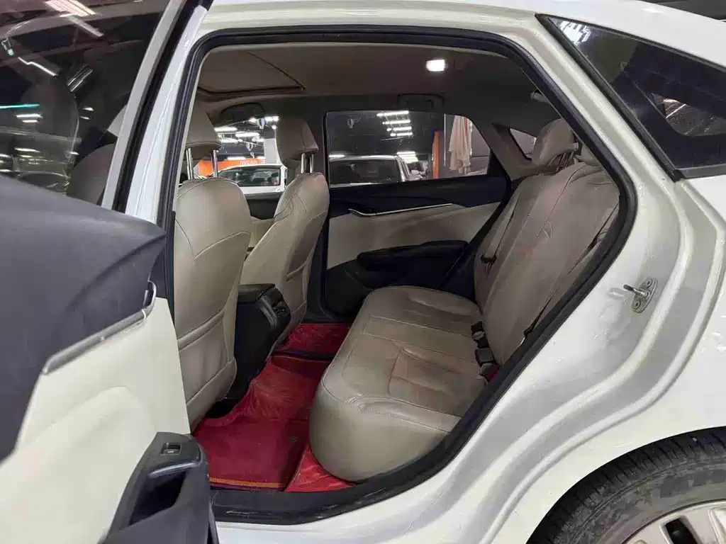 Buick Excelle — миниатюра 4