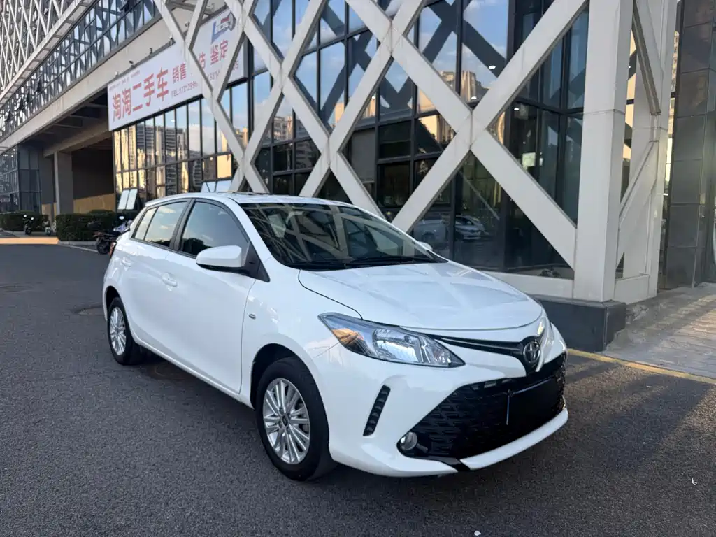 Toyota Vios FS — миниатюра 3