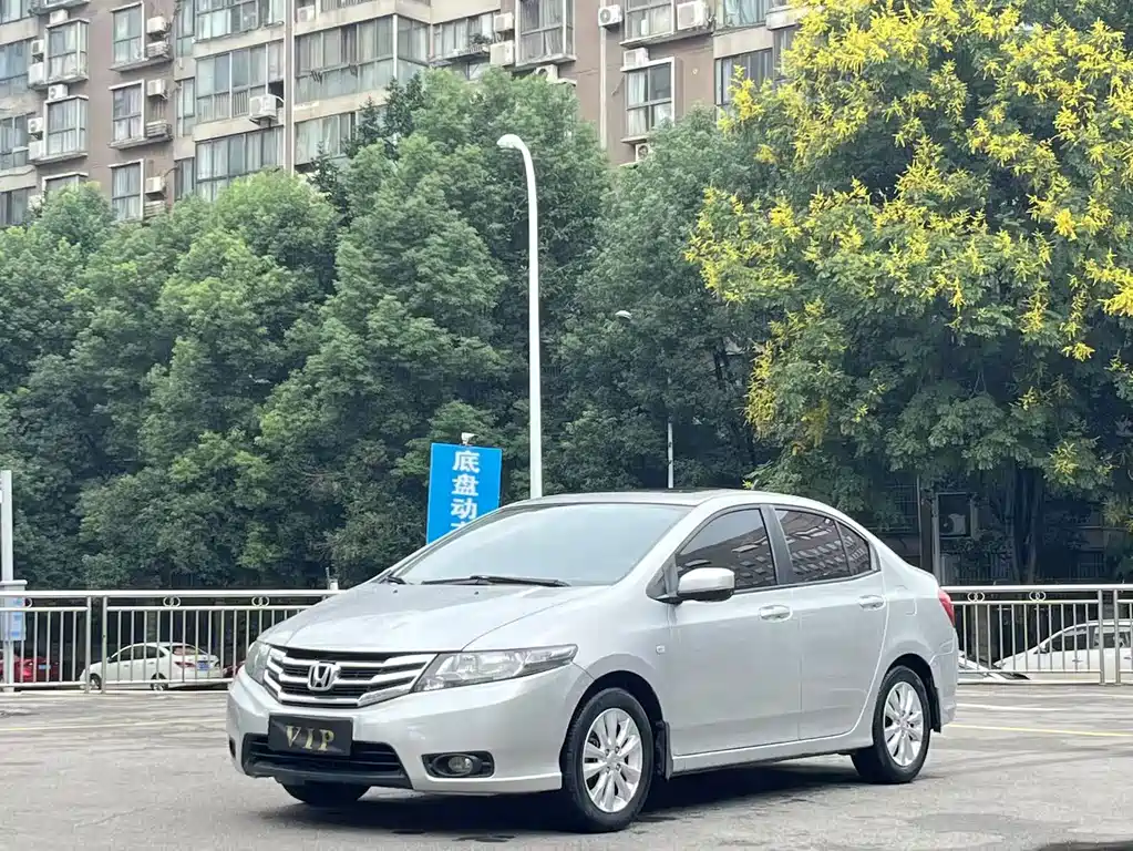 Honda City Classic — миниатюра 9