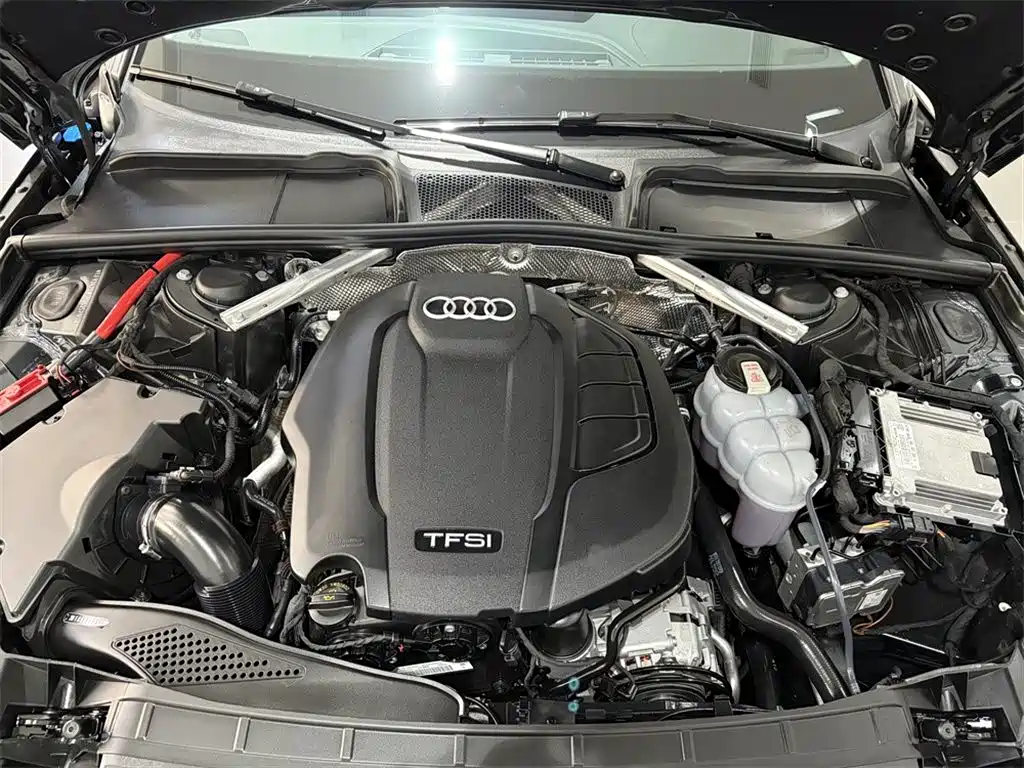 Audi A4L — миниатюра 8