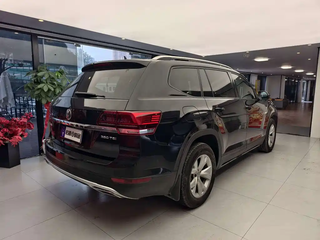 Volkswagen Teramont — миниатюра 3