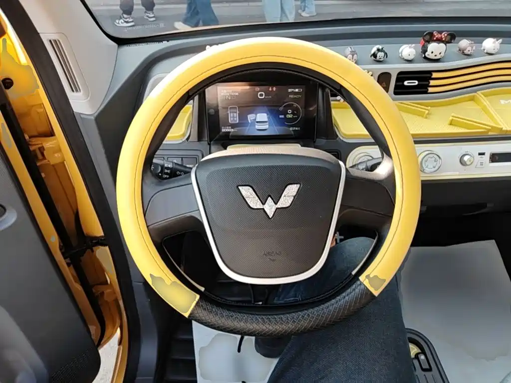 Wuling MINIEV — миниатюра 11