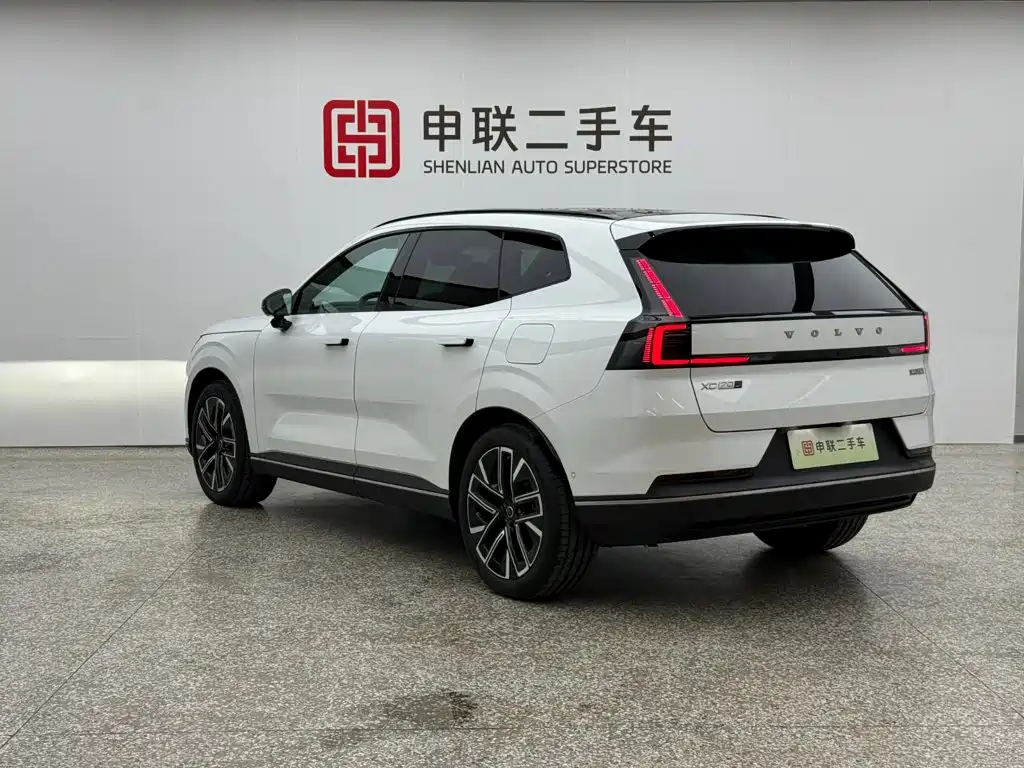 Volvo гибрид Volvo XC70 plug-in — миниатюра 3