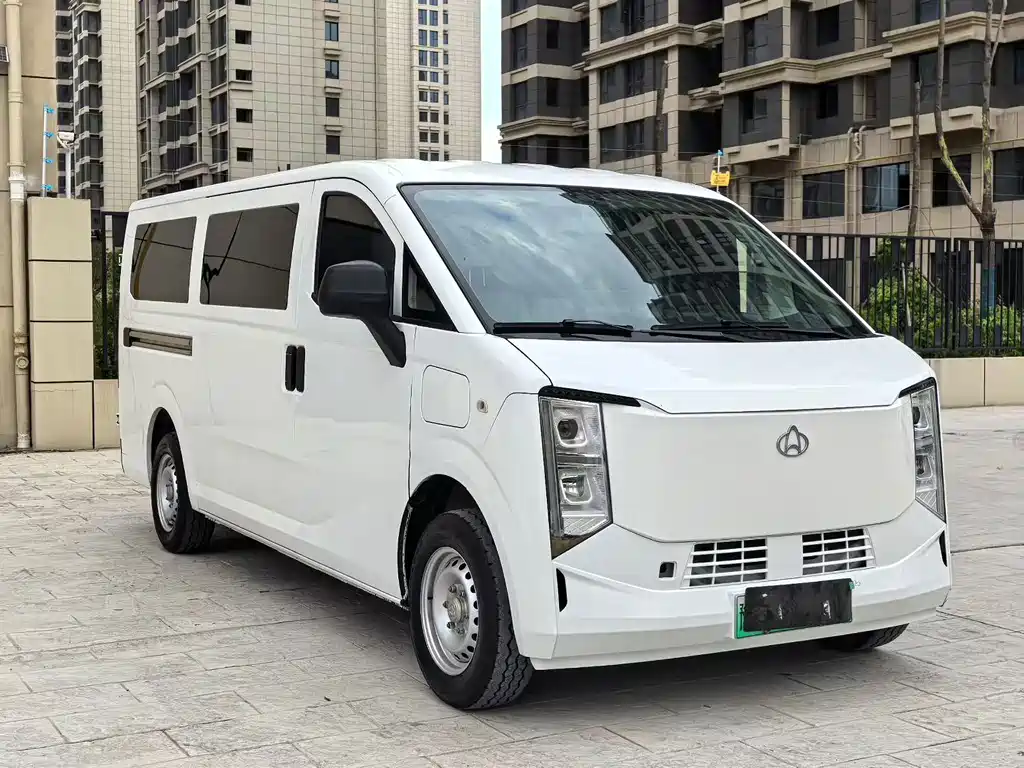 Kuayue 跨越星光 EV — миниатюра 3