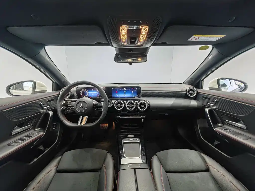 Mercedes-Benz A-Class — миниатюра 10