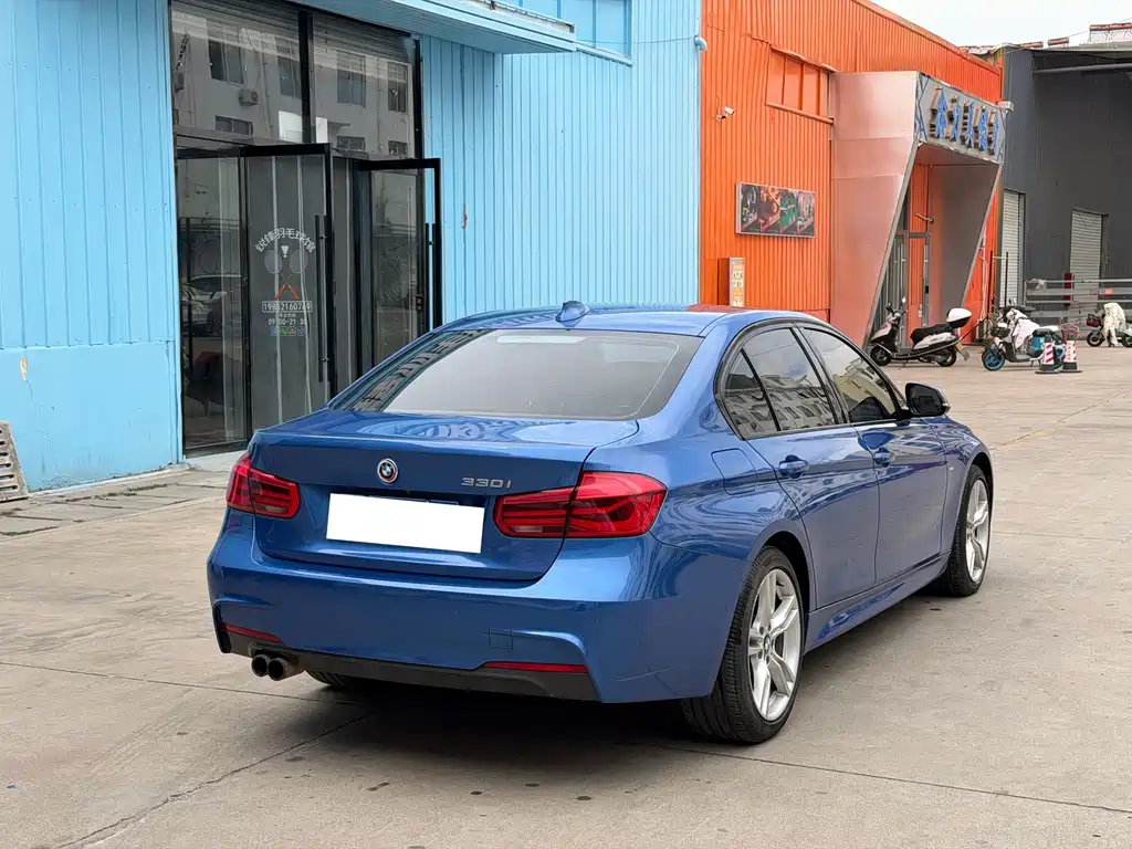 BMW 3 Series — миниатюра 5