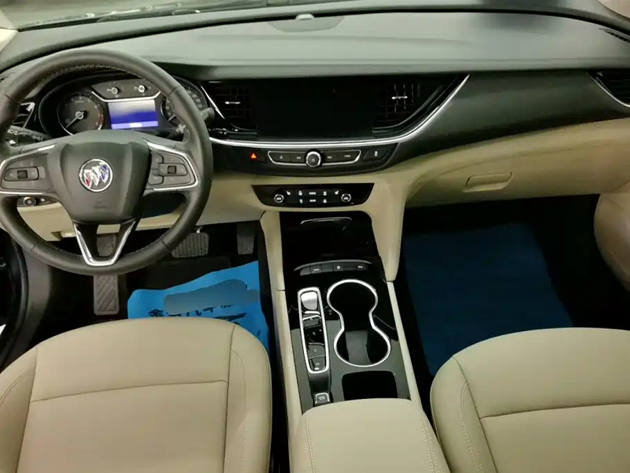 Buick Regal — миниатюра 11