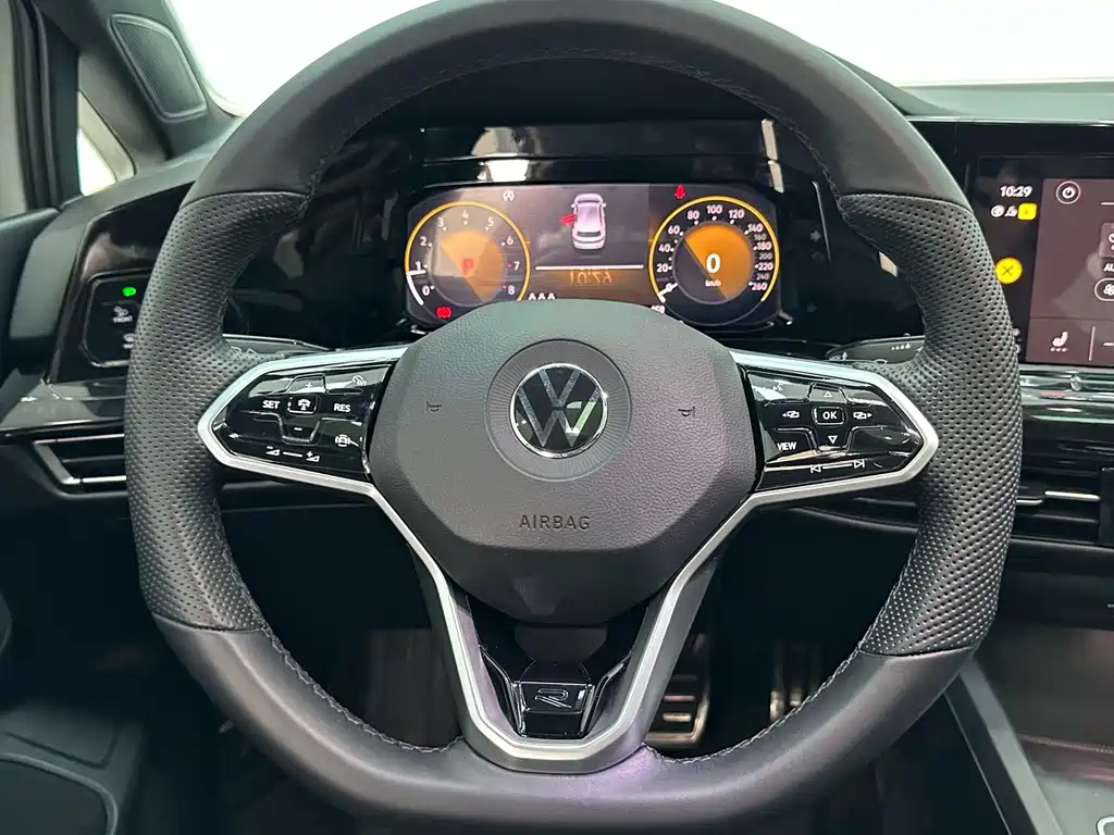 Volkswagen Golf — миниатюра 11