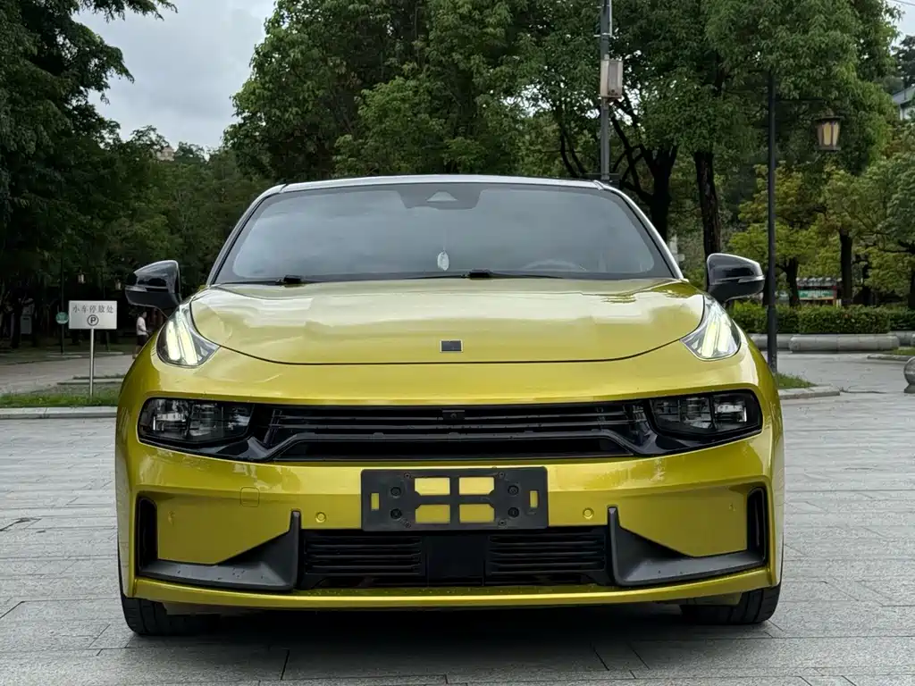 Lynk & Co 03 — миниатюра 4