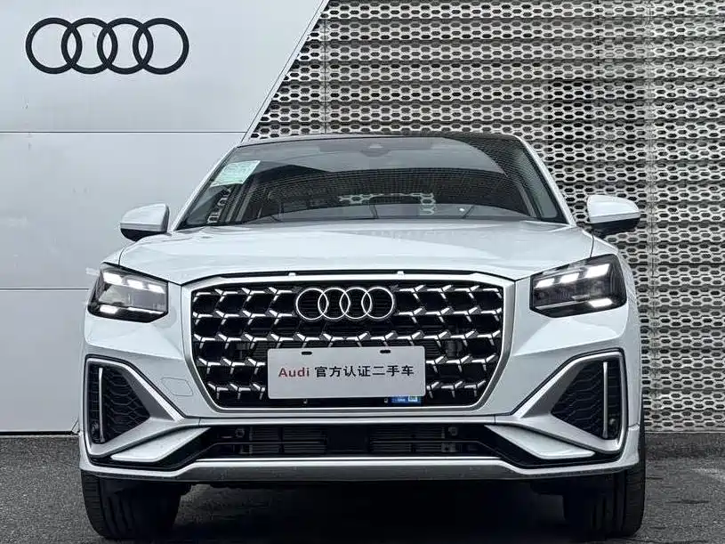 Audi Q2L — миниатюра 2